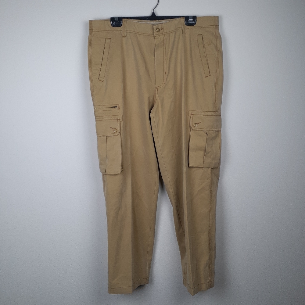 Tommy Bahama Khakis Pants size 38